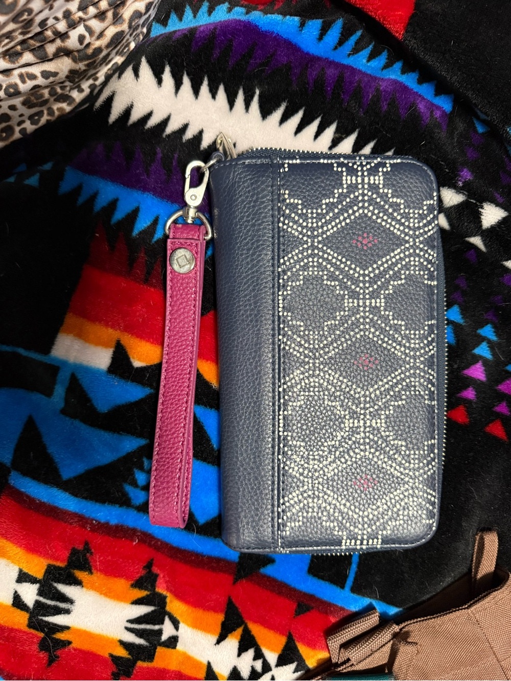 thirty-one Navy Studded Wristlet Wallet with Pink Strap